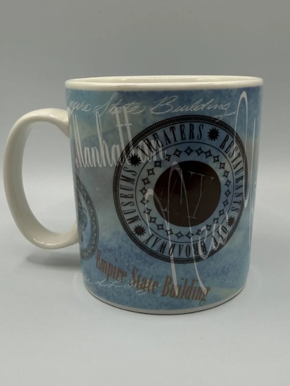 Barnes & Noble 'Statue of Liberty' Large Mug 2007